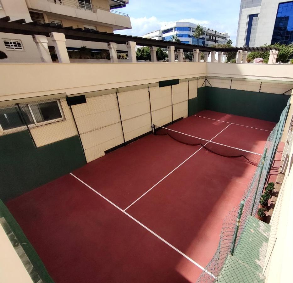 Exclusive Puerto Banus Beach Apartment Free Parking Wifi & Swimming Pool Marbella Exterior foto